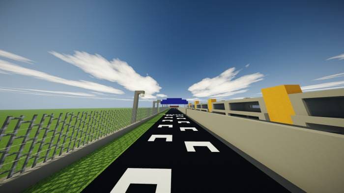 Скачать карту на гоночную трассу в Minecraft PE